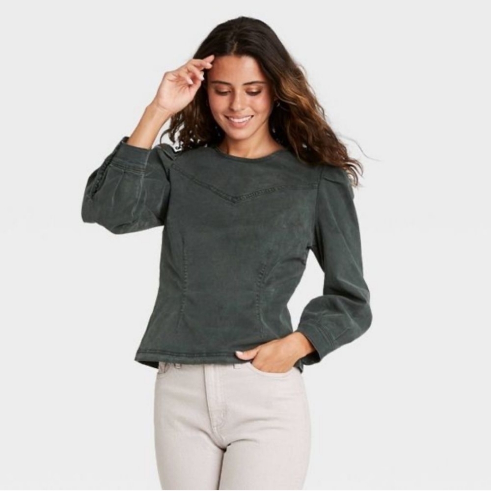 Universal Threads Green Denim Cottagecore Top